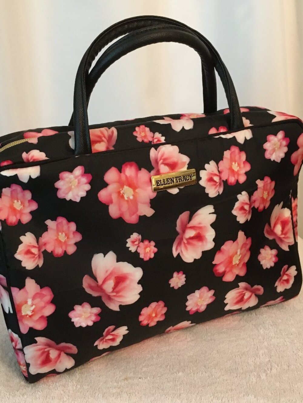 Ellen Tracy Floral Fabric Bag